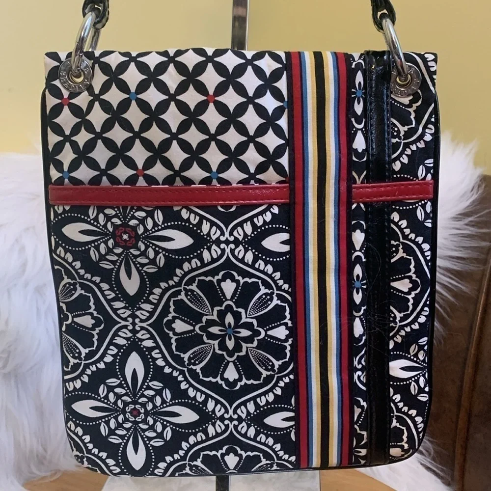 Vera Bradley | Barcelona Patent Leather Detailing Red Black White Crossbody Bag - Picture 15 of 17